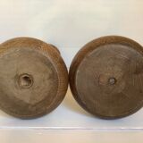 Paire anciens bougeoirs en bois brutaliste