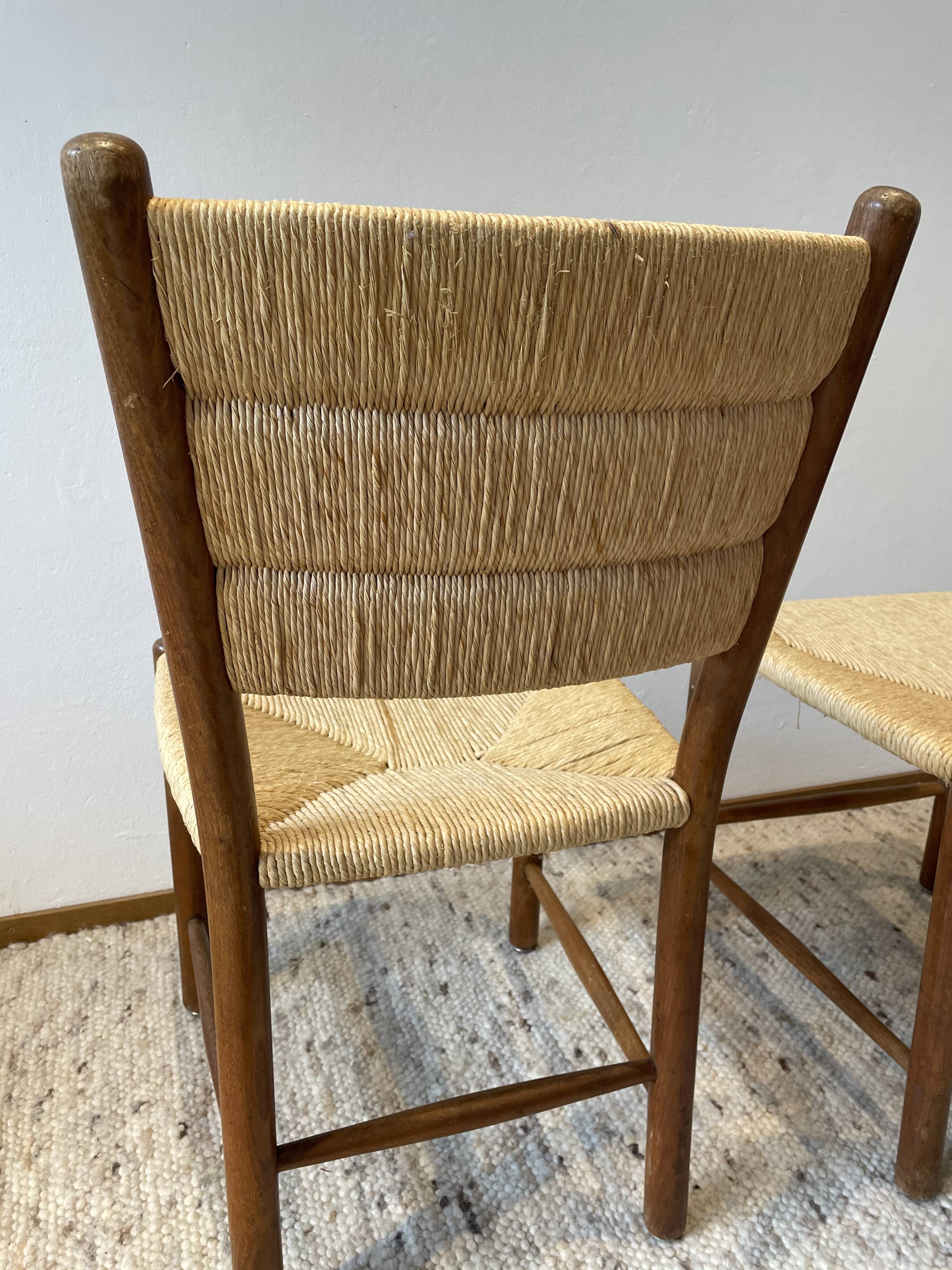 Pair of mulched chairs