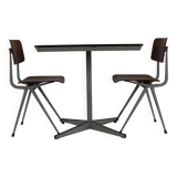 Set of two Revolt Friso Kramer chairs by Ahrend De Cirkel with original table