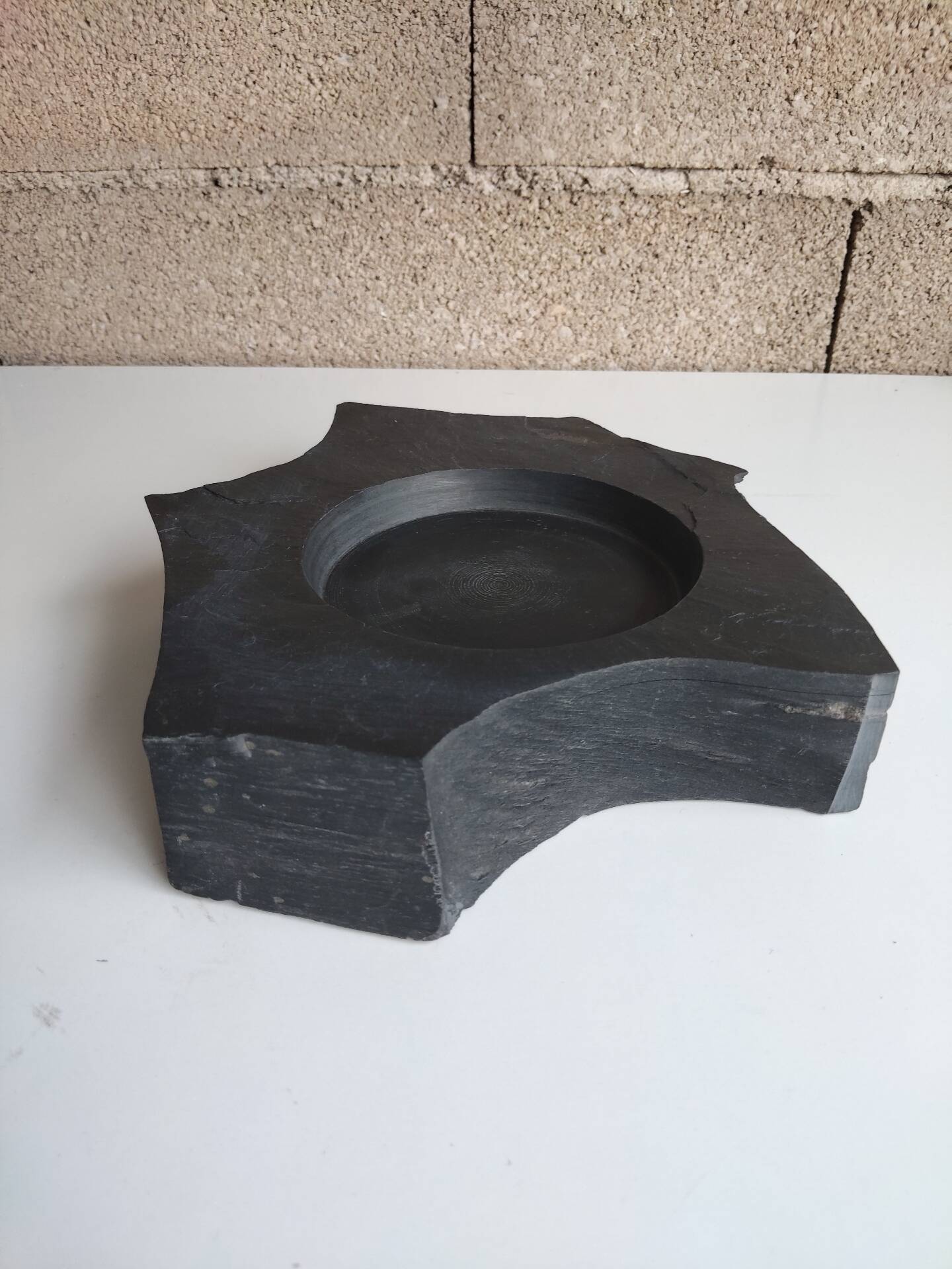 Large brutalist slate catchall from Trélazé, 1970s.