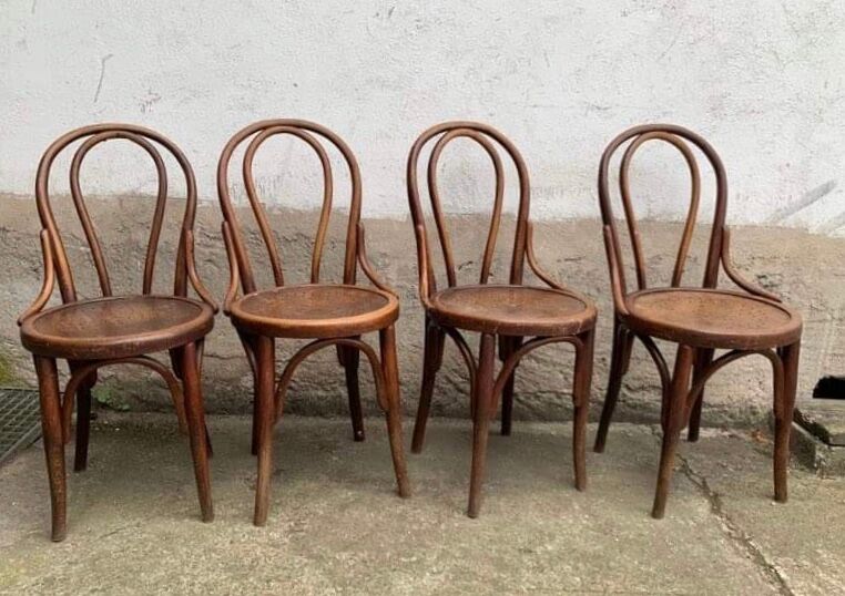 4 bistro chairs in curved wood N° 18 of the 1920s 1930s wooden seat