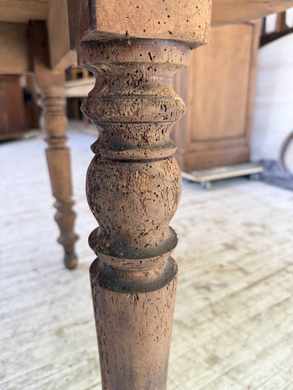 Oval farmhouse table 250cm pine