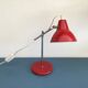 Lampe à poser articulée en métal laqué rouge, 1950