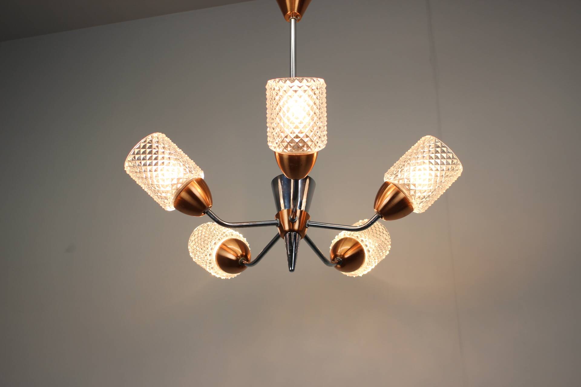 Lustre en verre et chrome Drukov Brno, Tchécoslovaquie, années 1970