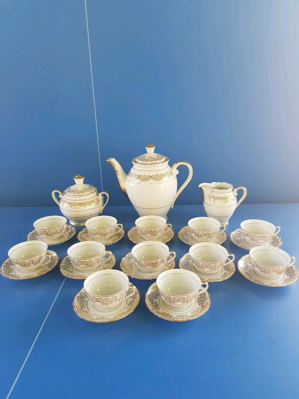 F.D Chauvigny porcelain coffee service complete gold frieze décor