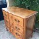 Commode arbalète