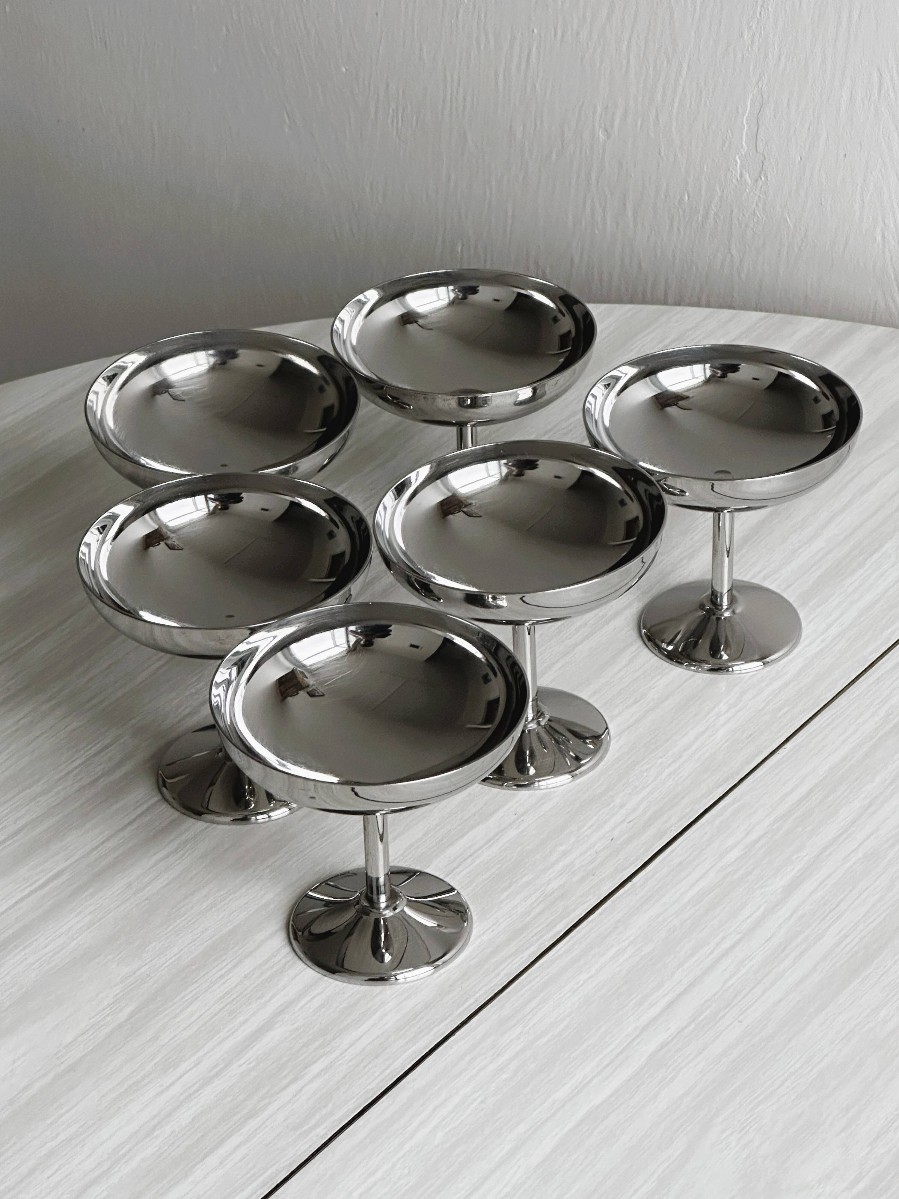 6 stainless steel footed bowls, Letang Remy style