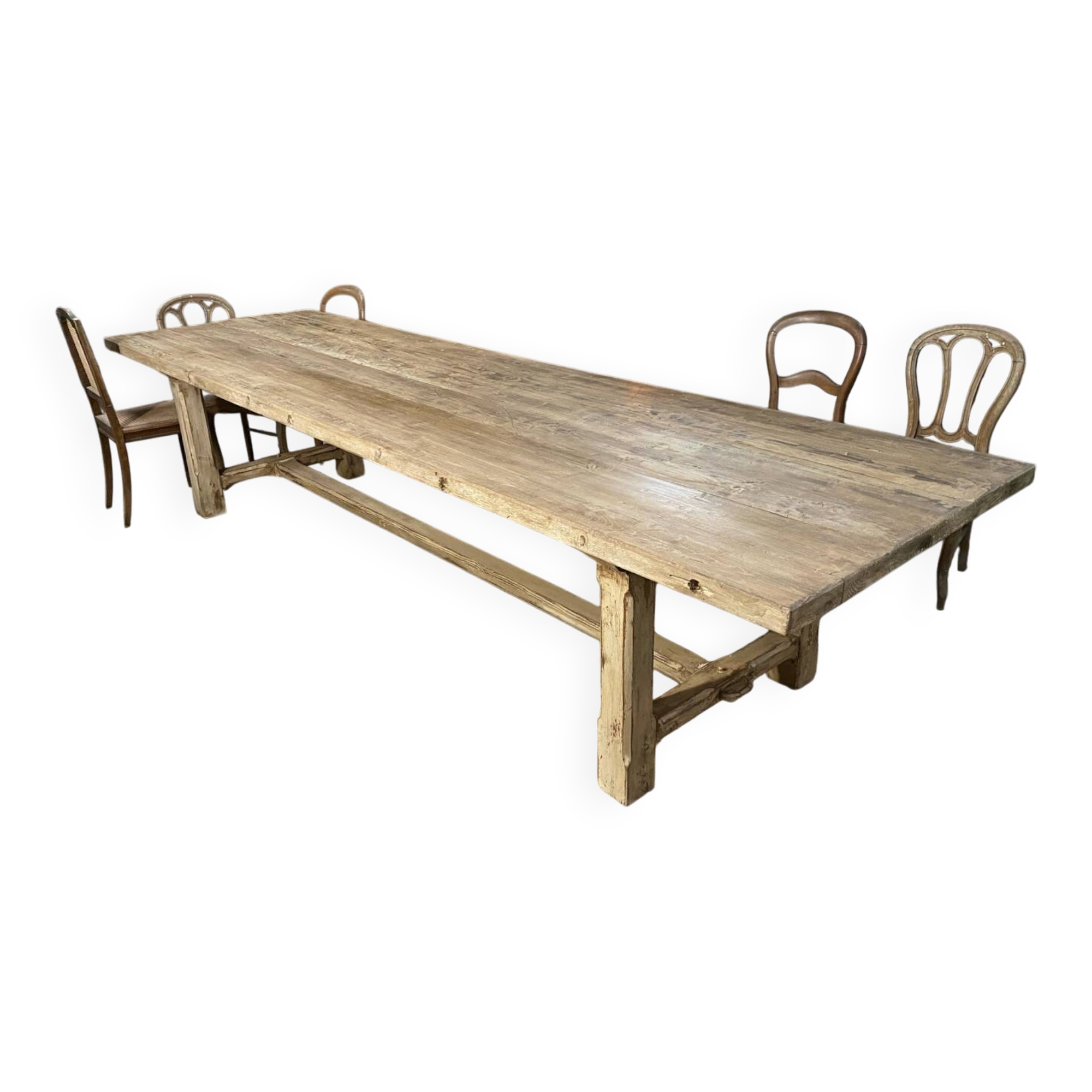 Table de ferme Monastère