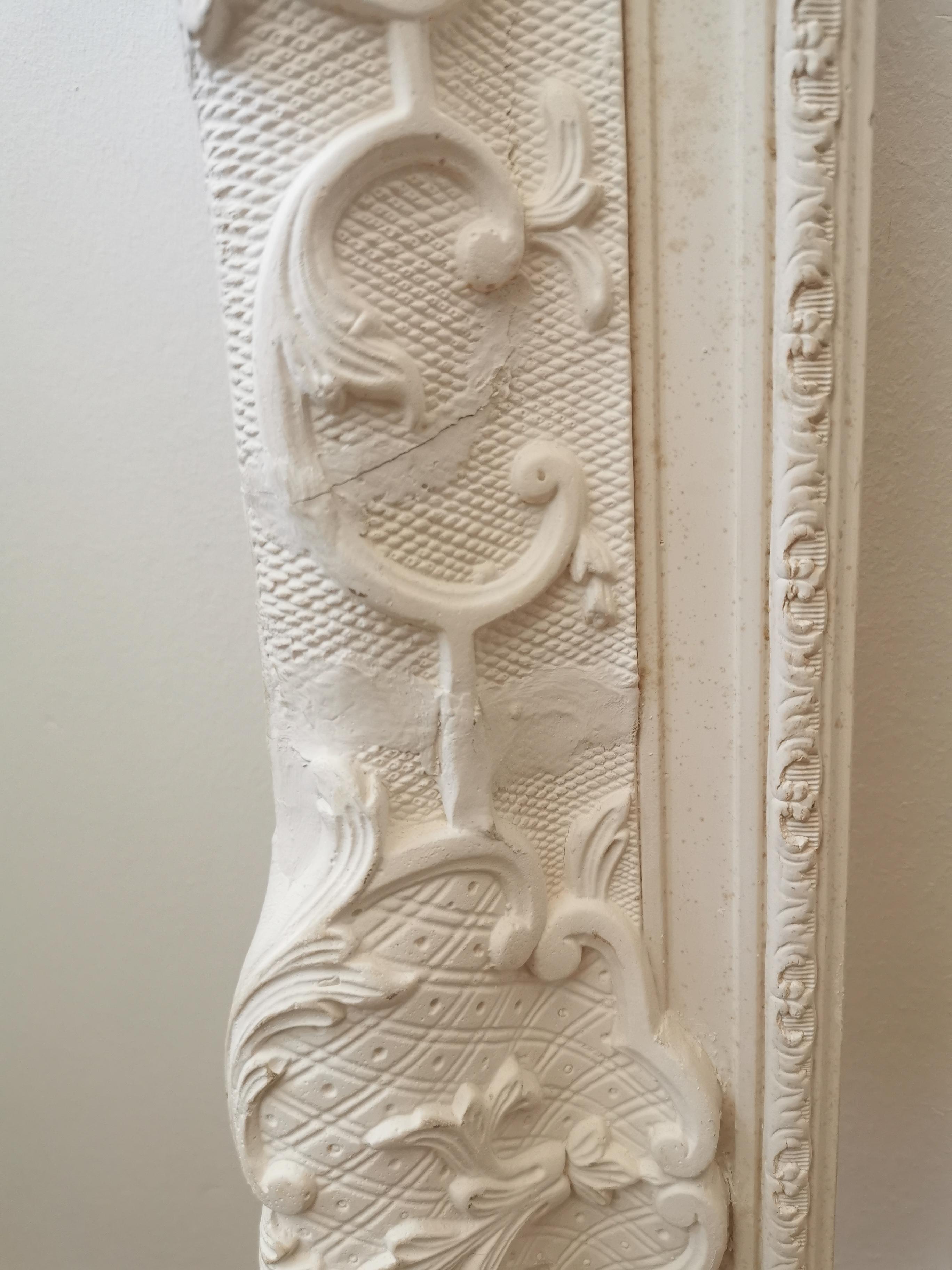 Large frame montparnasse foliage carved wood patinated