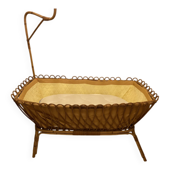 Baby rattan bed