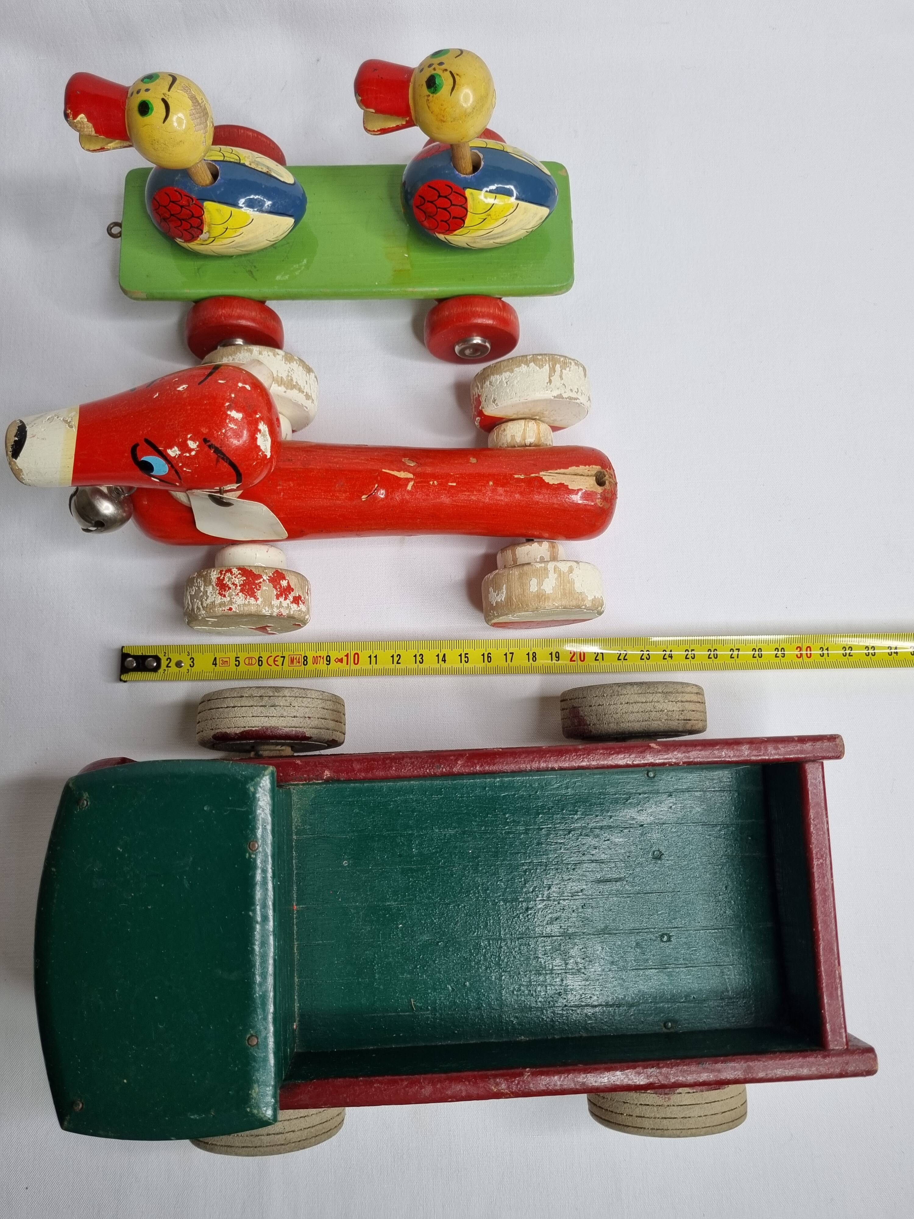 Set of three vintage pulling toys, 50s-60s