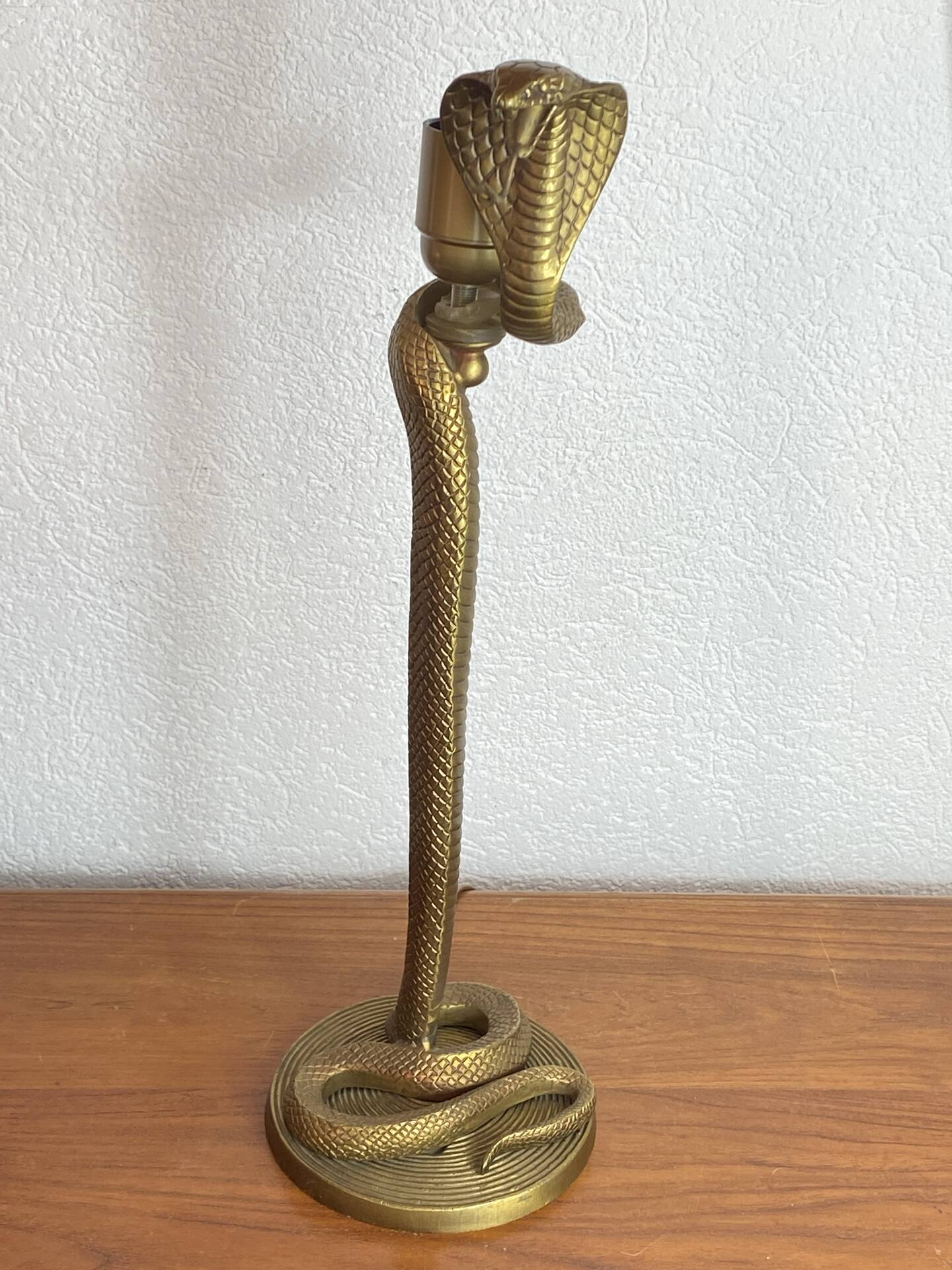 Lampe cobra en bronze 