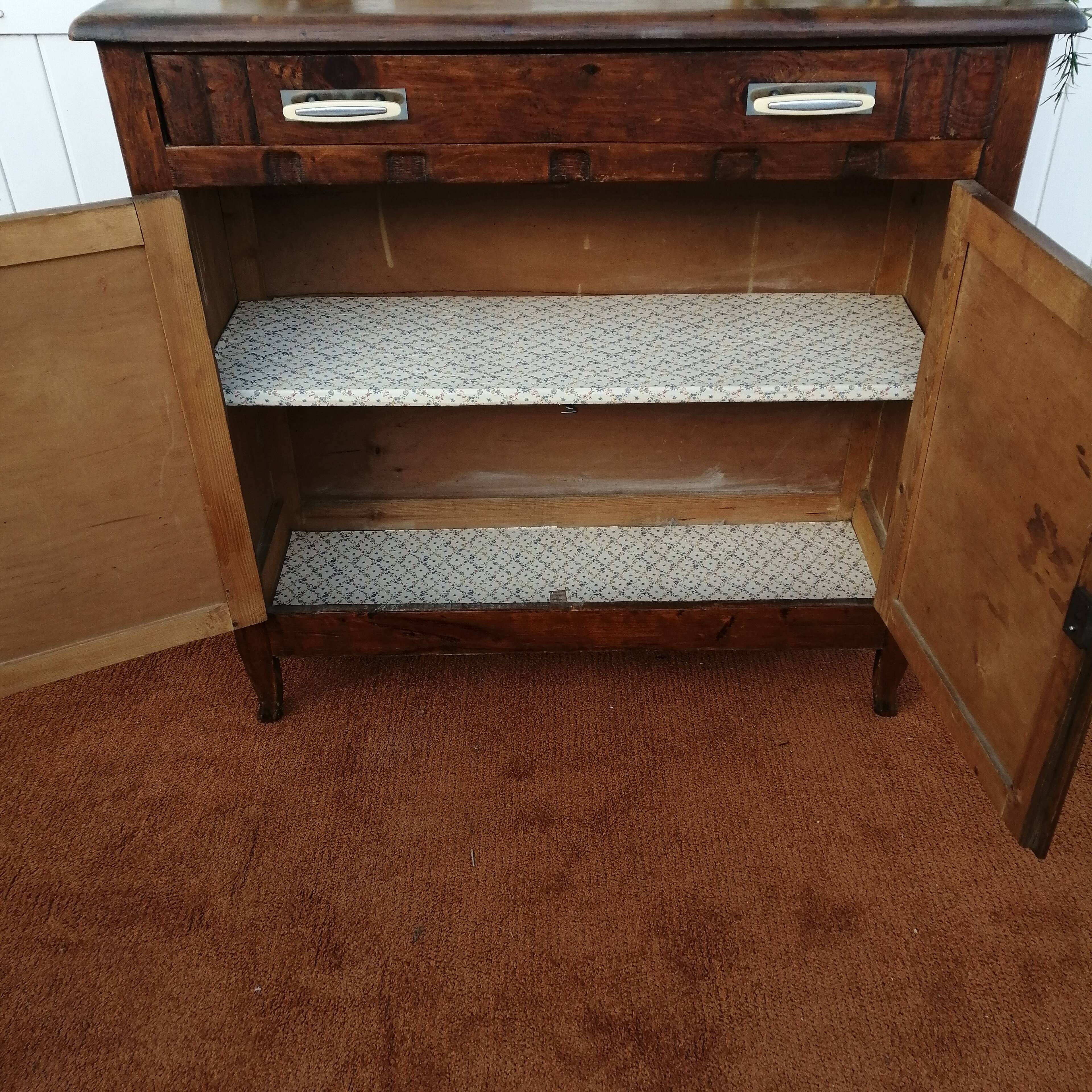 1950s Parisian style buffet