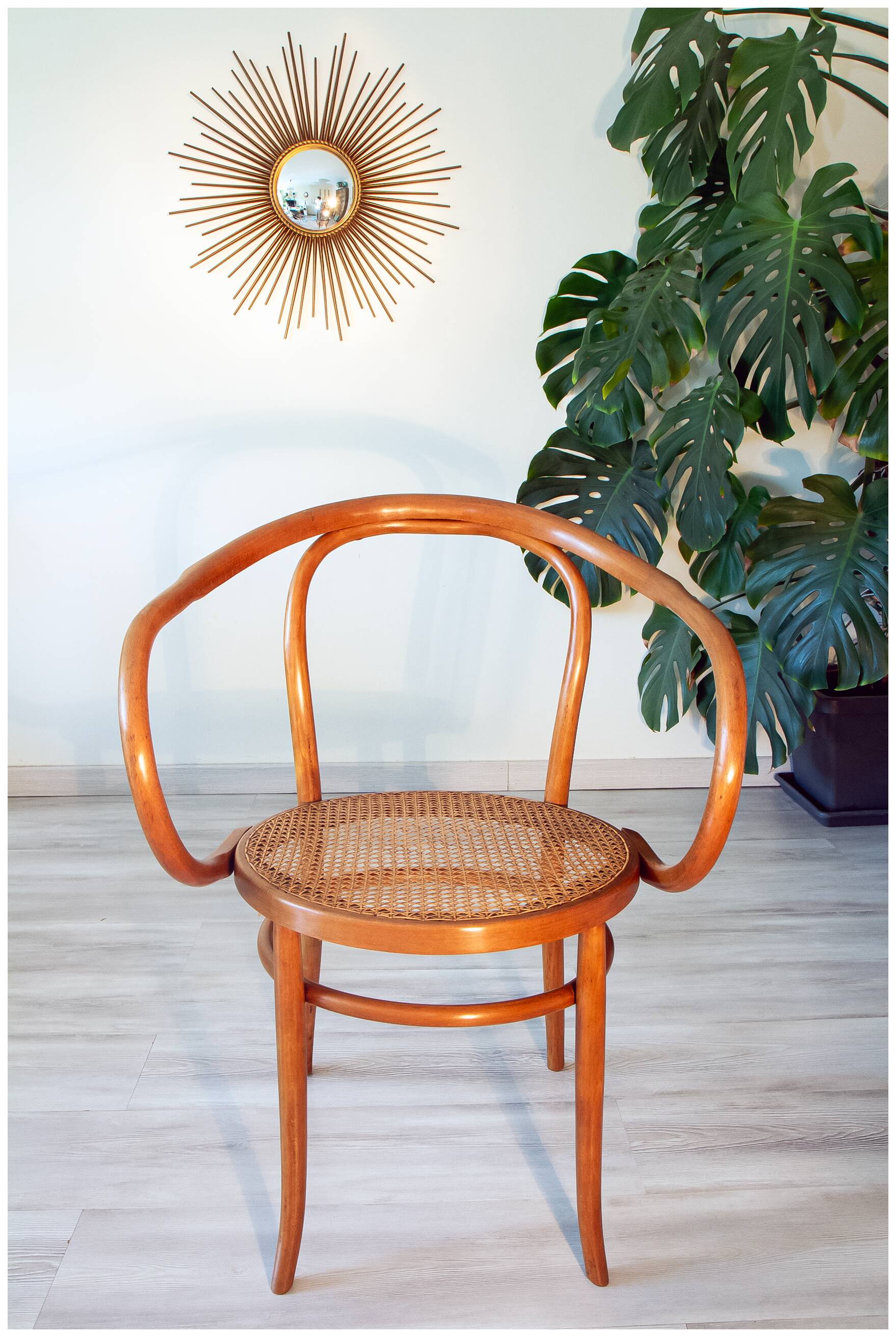 Chair B9/209 known as "Le Corbusier", early 20th century.