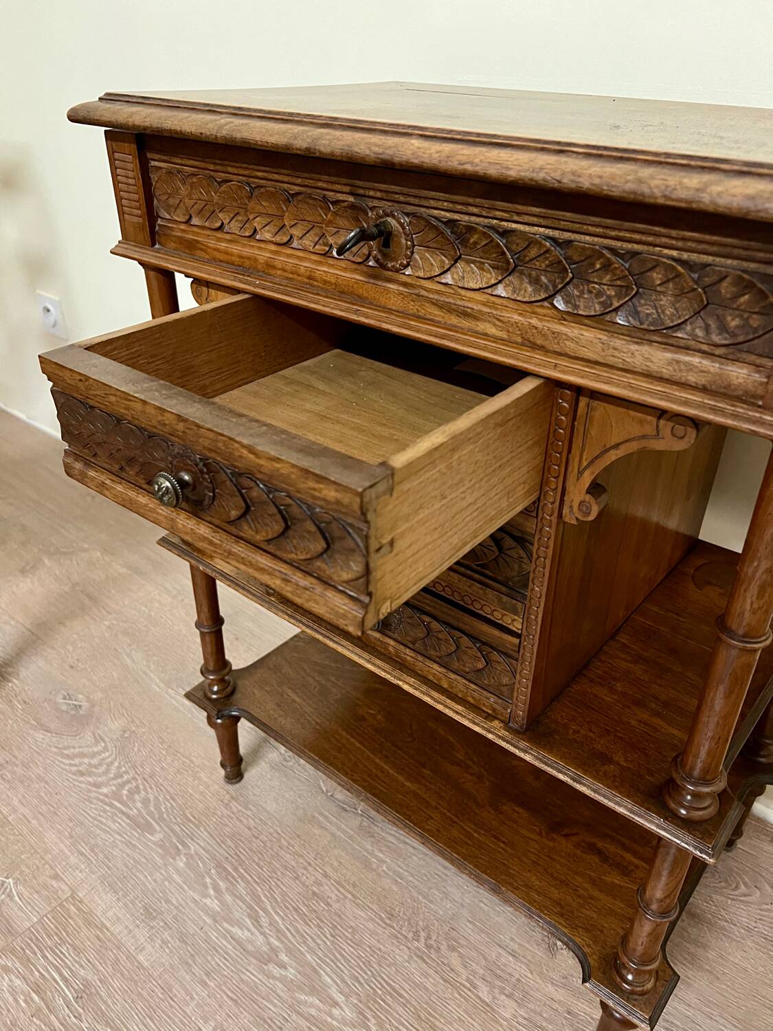 Lxvi style walnut worker with match scraper