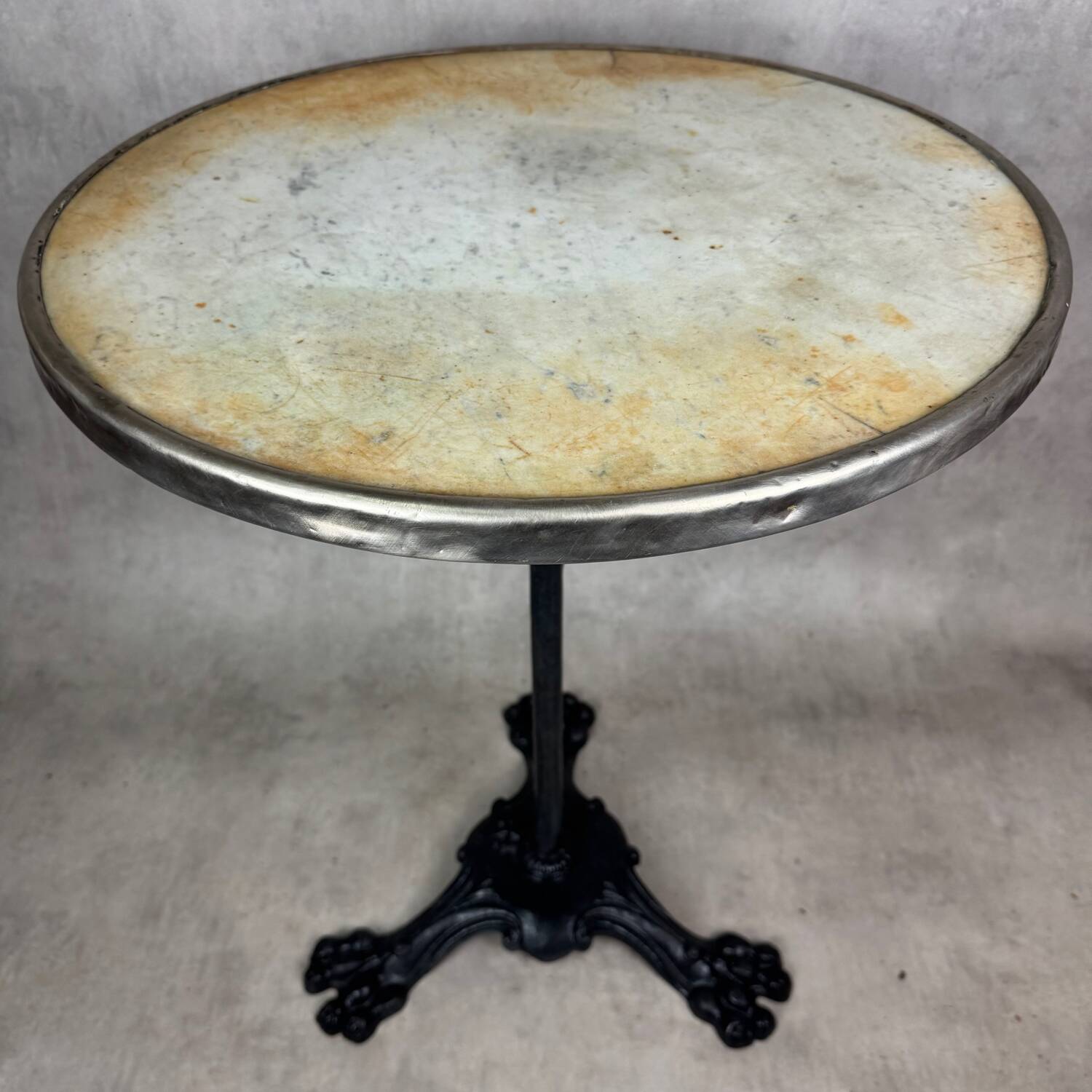 Healing bistro marble and cast iron 19th century