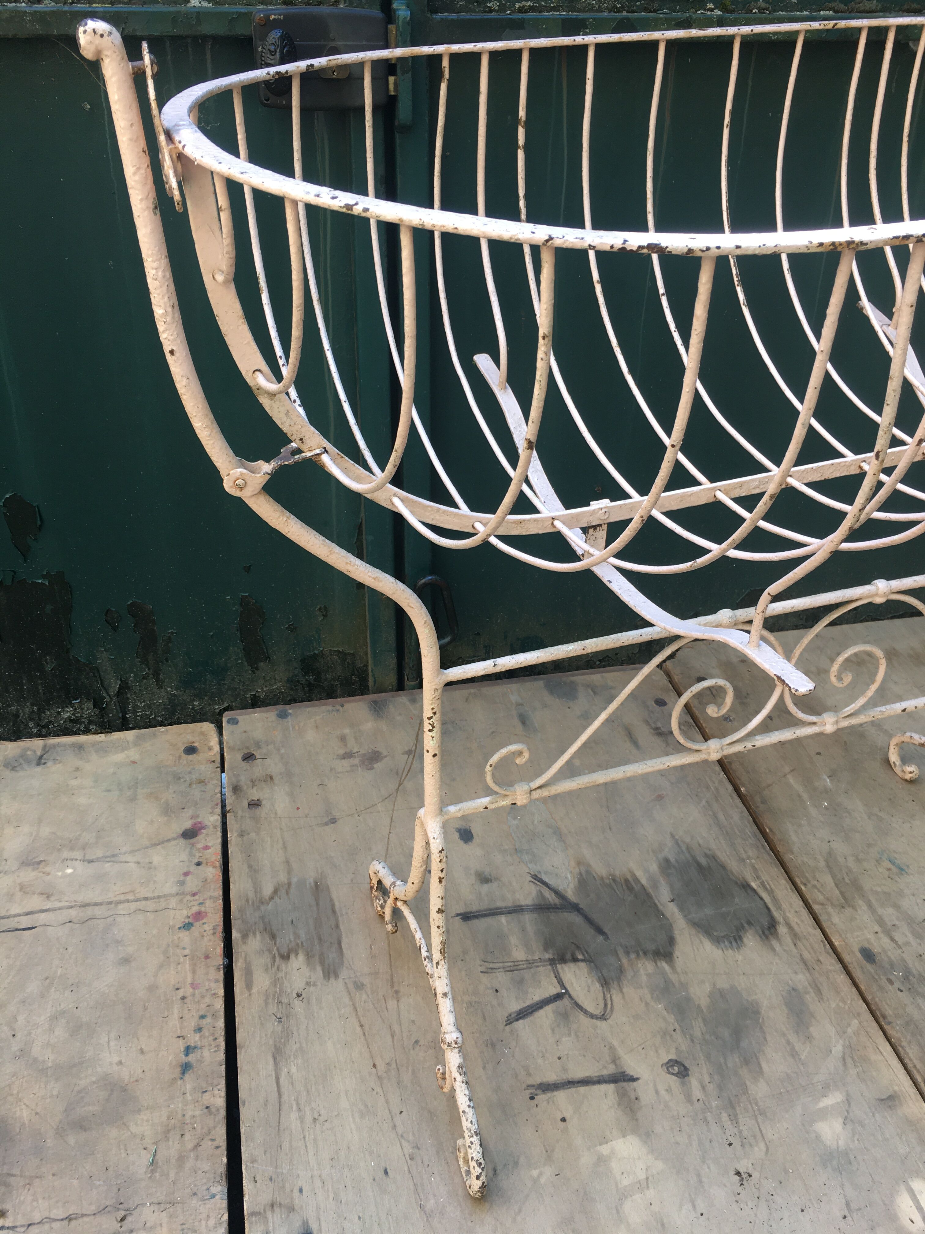 Wrought iron cradle