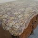 Commode style Louis XV en marqueterie et bois de rose
