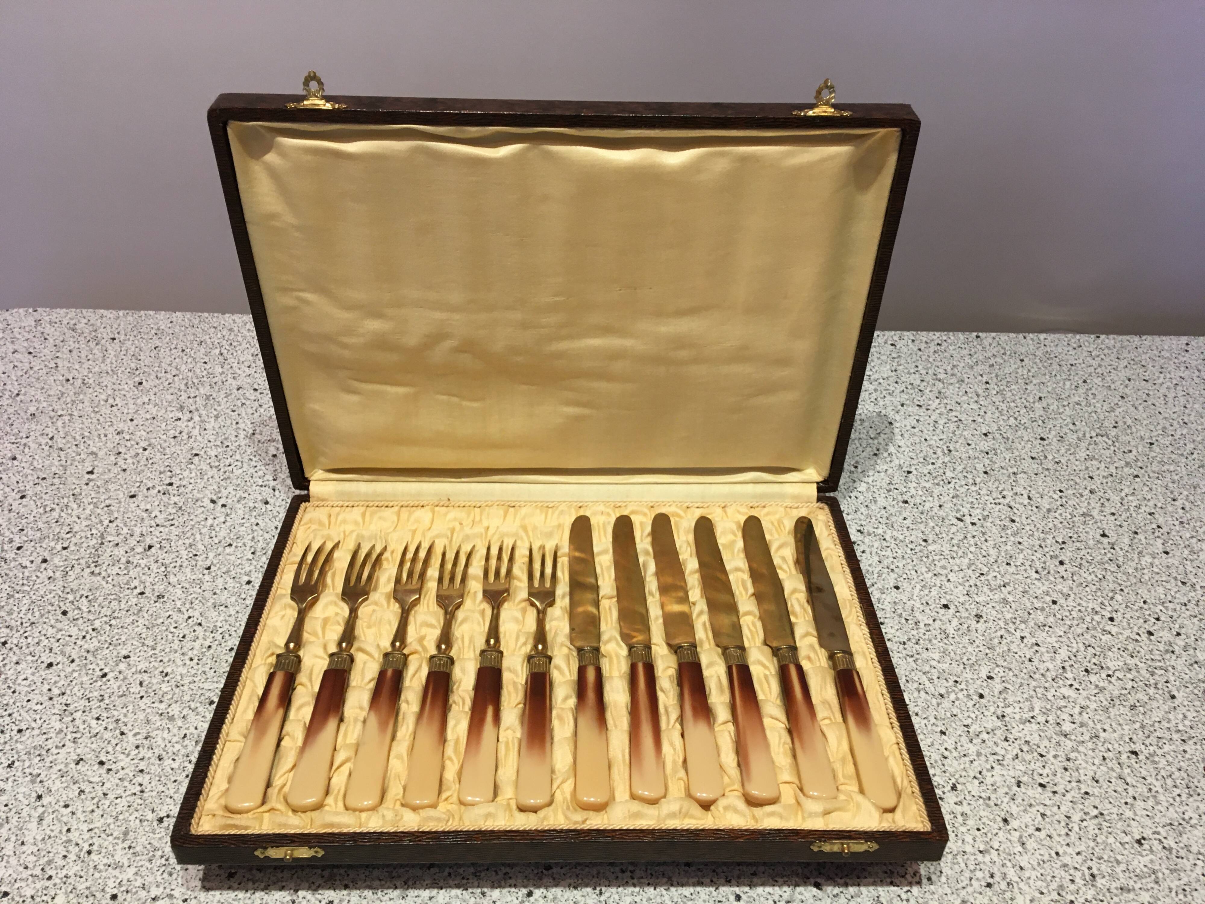 Art Deco fruit cutlery