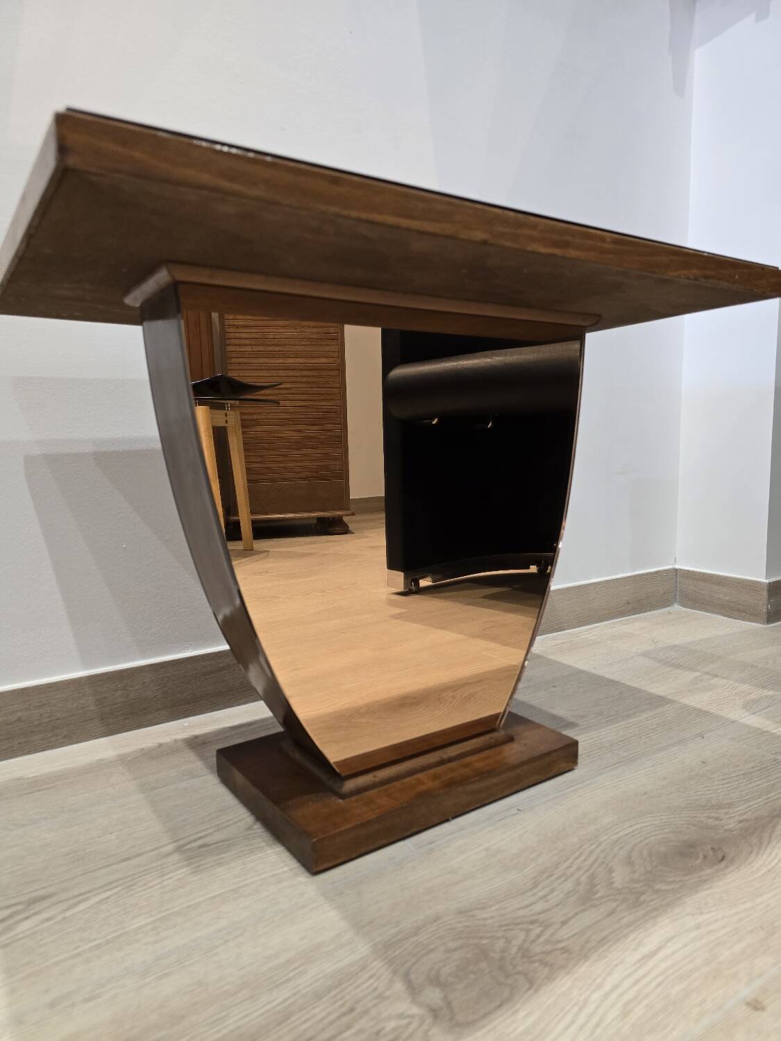 Art Deco mirrored coffee table