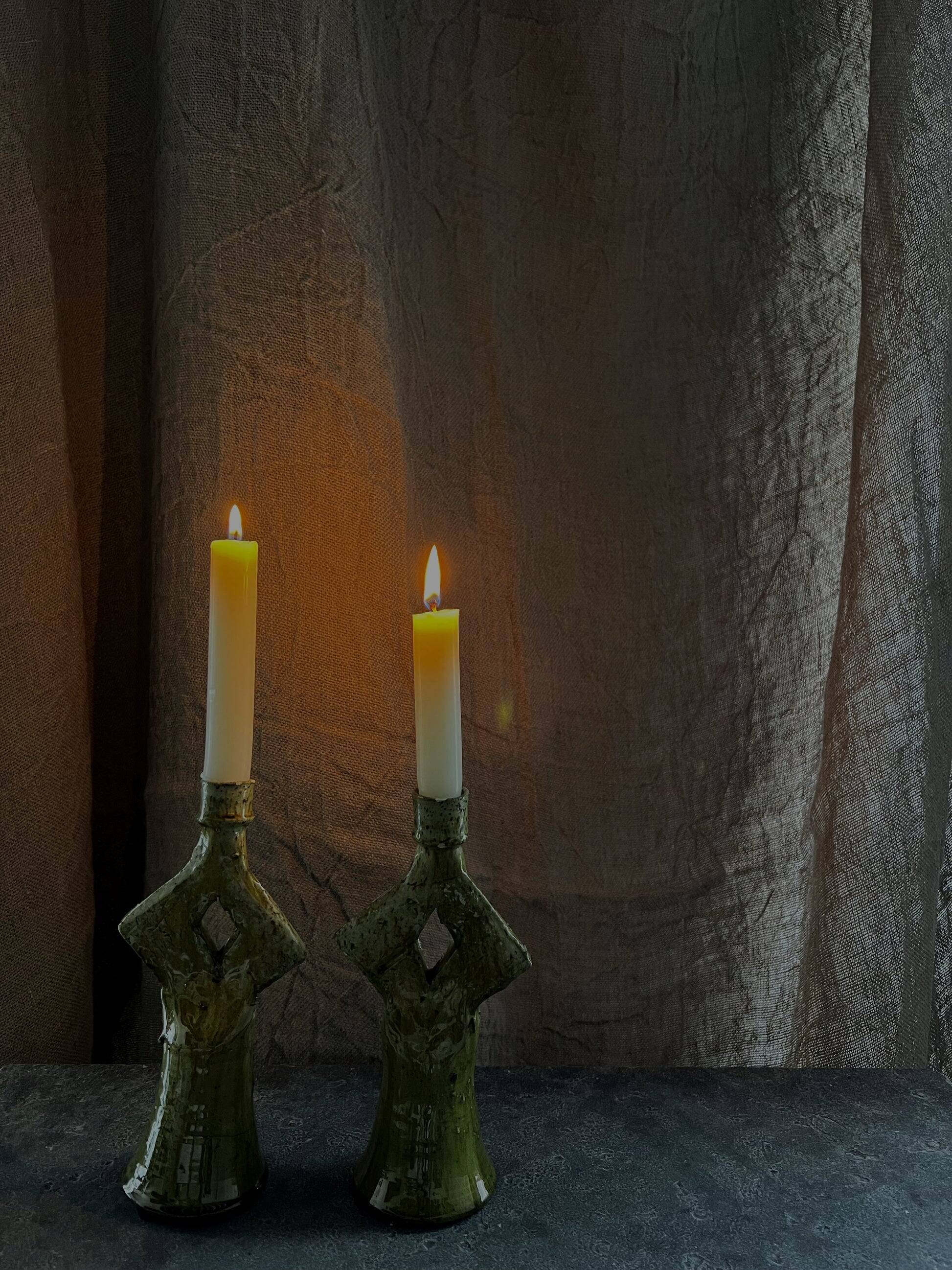 Pair of candlesticks H.21cm