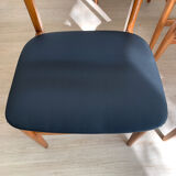 Series of 5 Scandinavian chairs