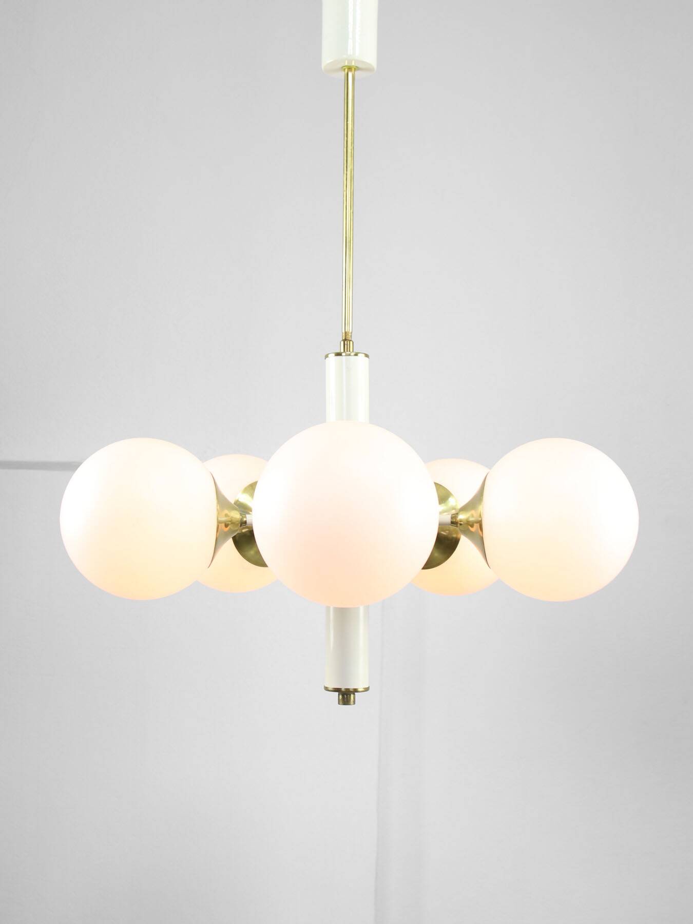 Mid-century Modern Italian Brass and Opaline Sputnik Chandelier
