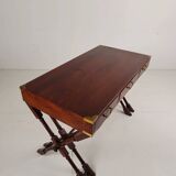 Bureau d'écriture militaire anglo-indien vintage à tréteaux avec incrustations de laiton