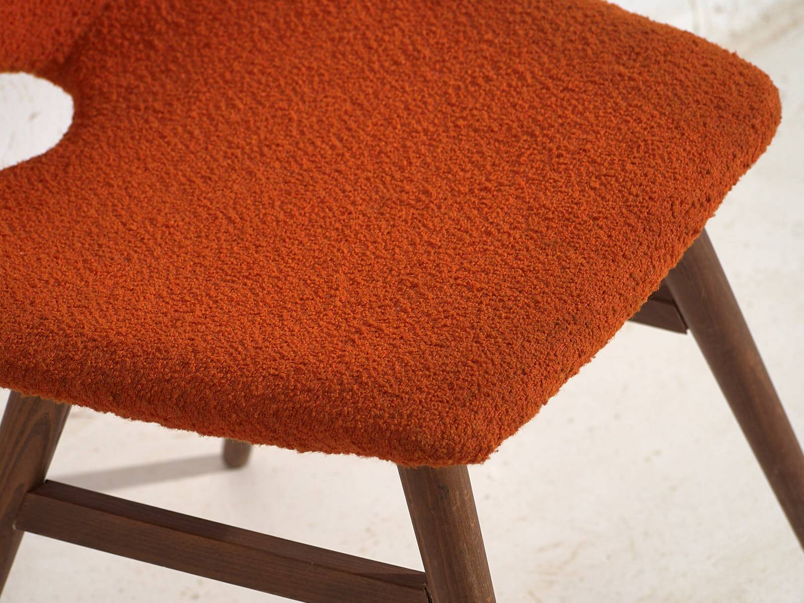 Chaise en bois et tissu orange, c.1960
