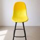 Lot de 4 tabourets de bar design sculptural – coques texturées bicolor