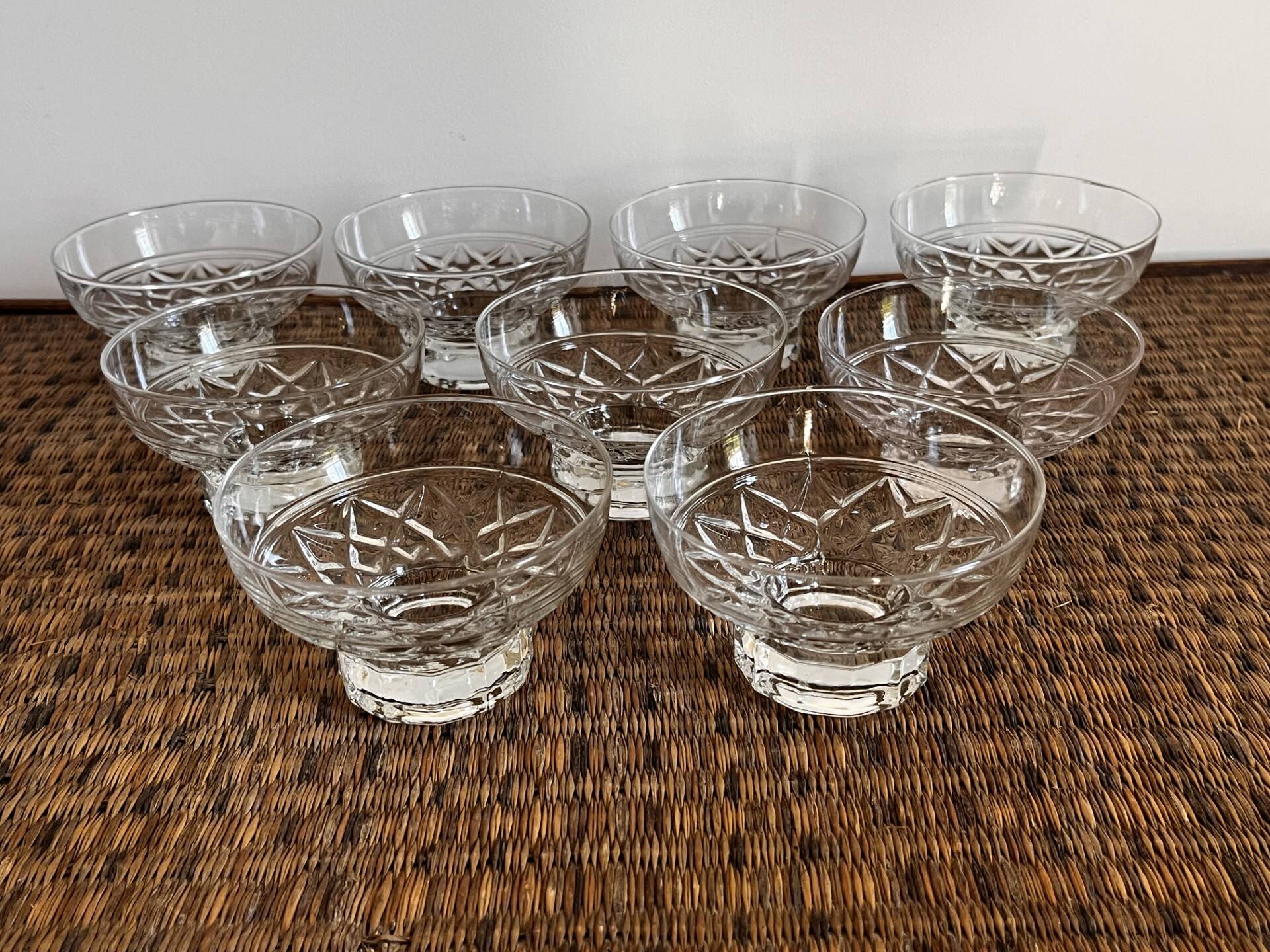 Champagne coupes
