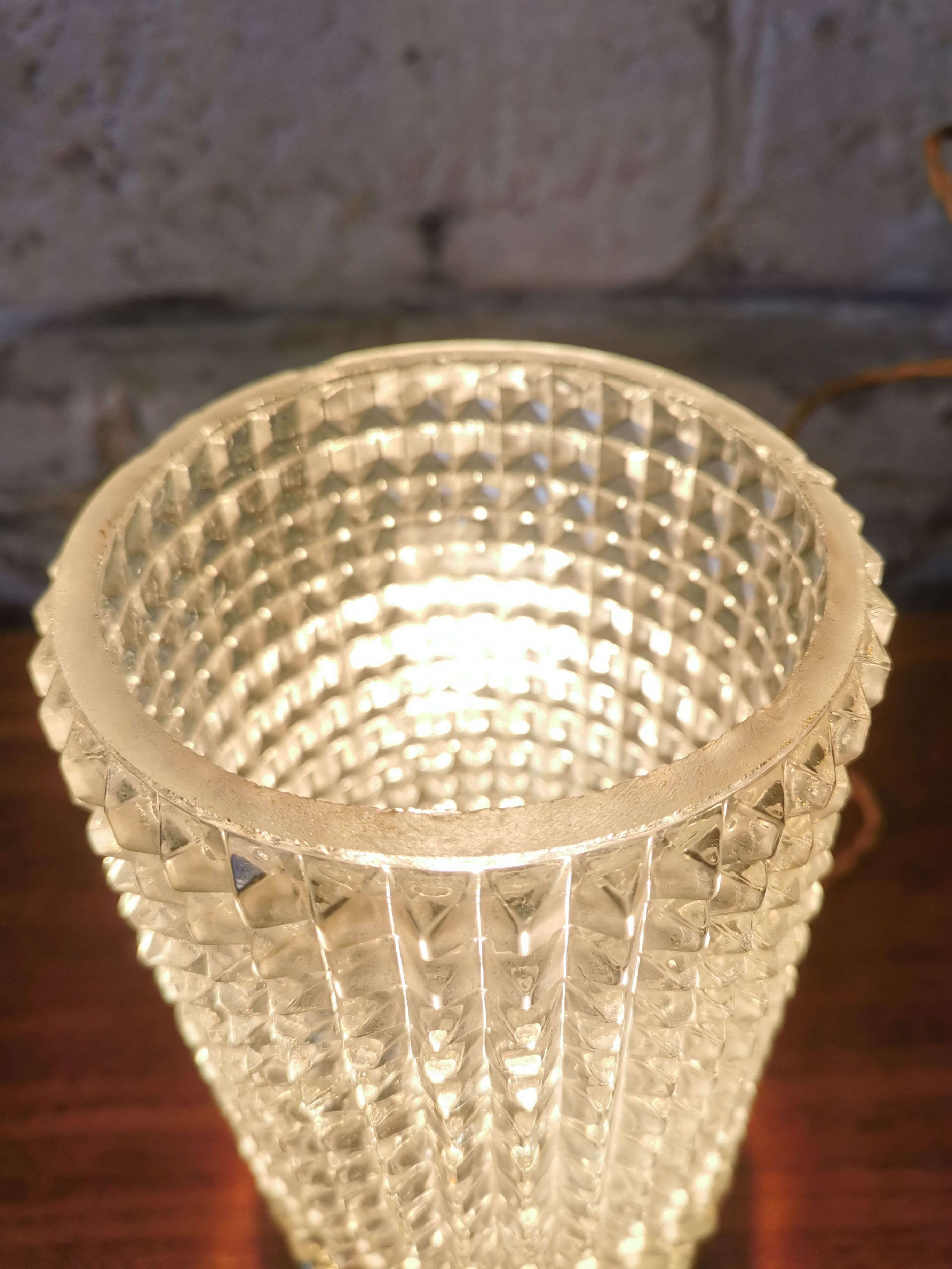 Table lamp with pressed glass globe