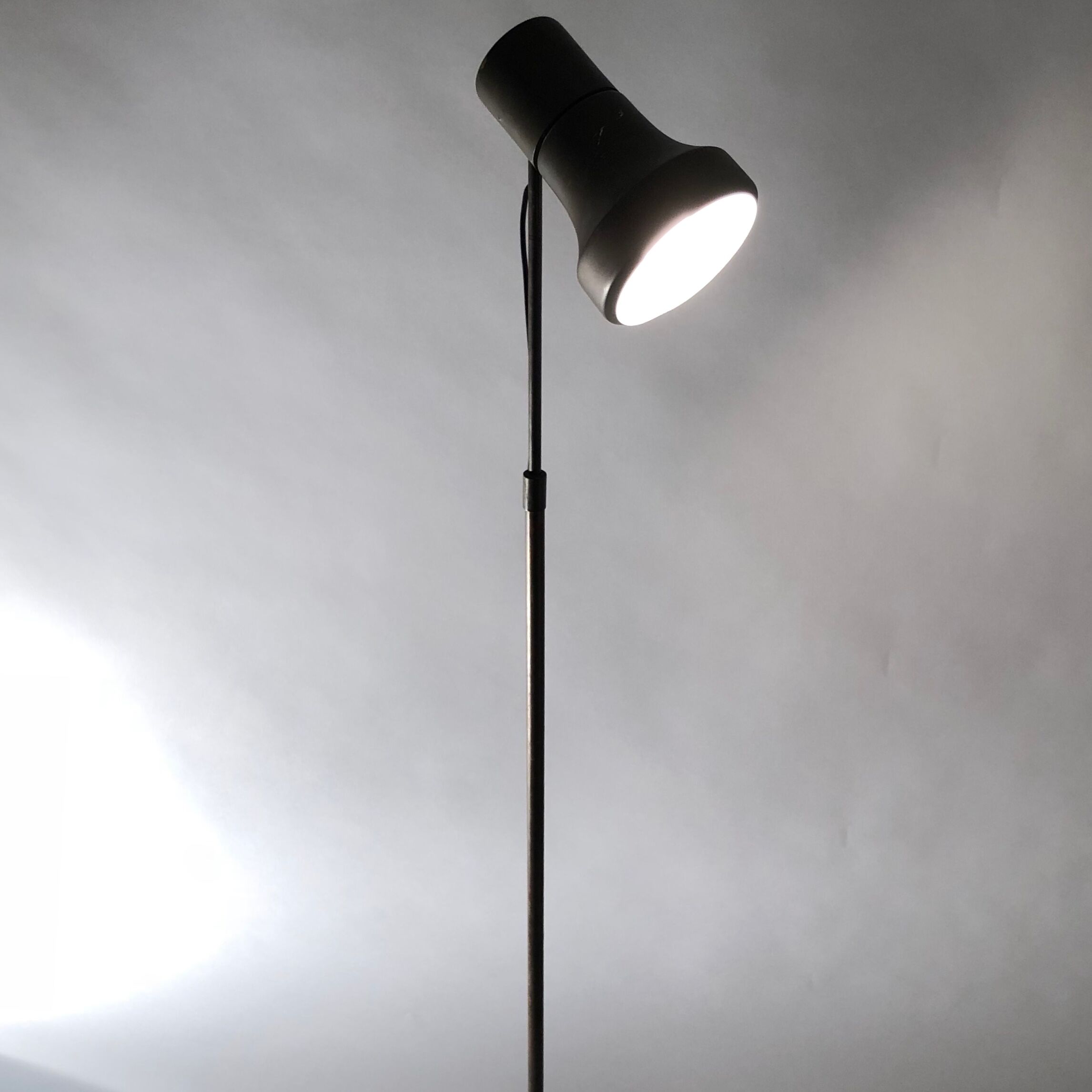 Adjustable brass lamp 1960s