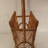 Magazine holder in rattan
