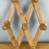Wooden accordion coat rack