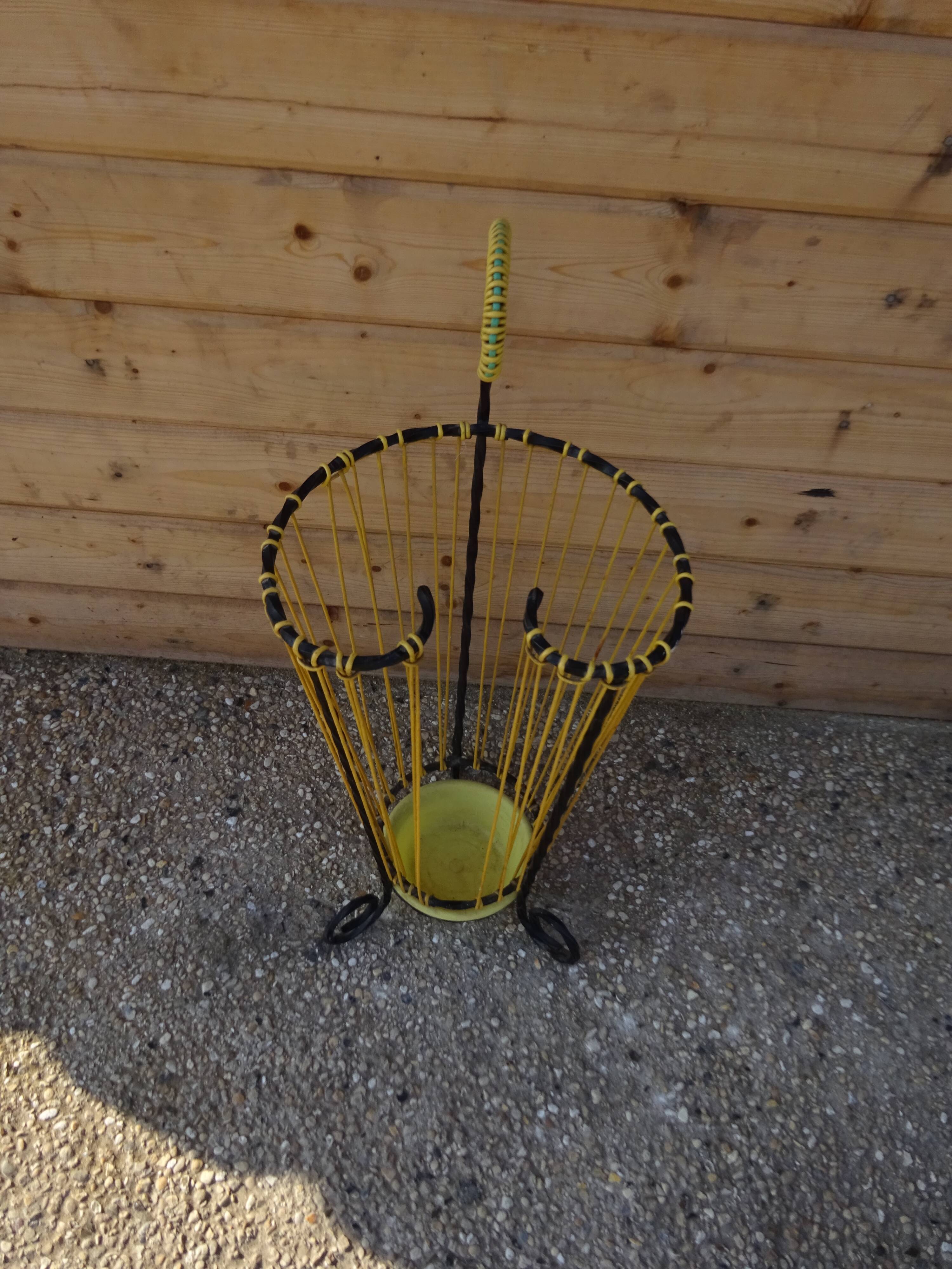 Umbrella holder