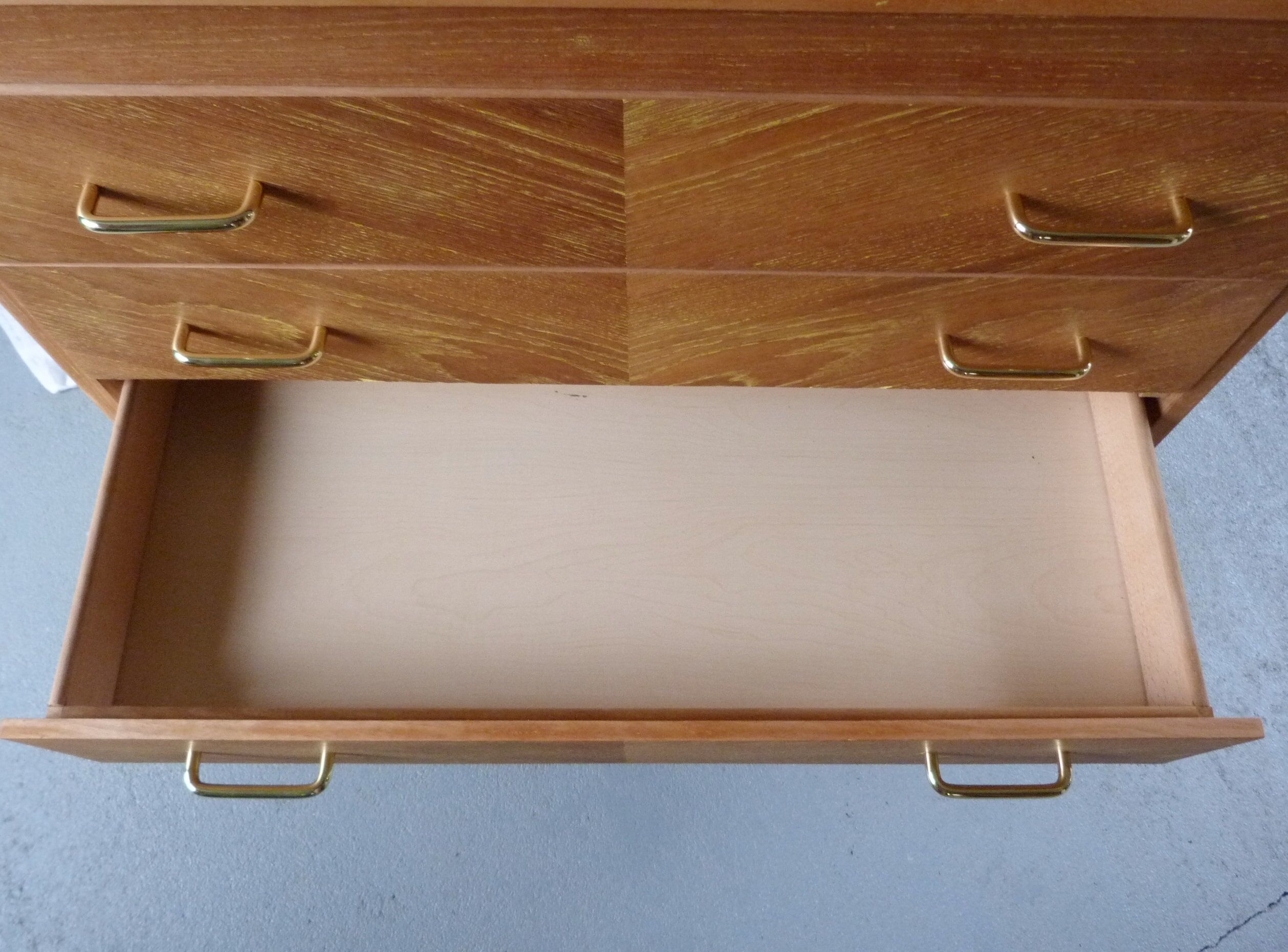 Comable compass feet