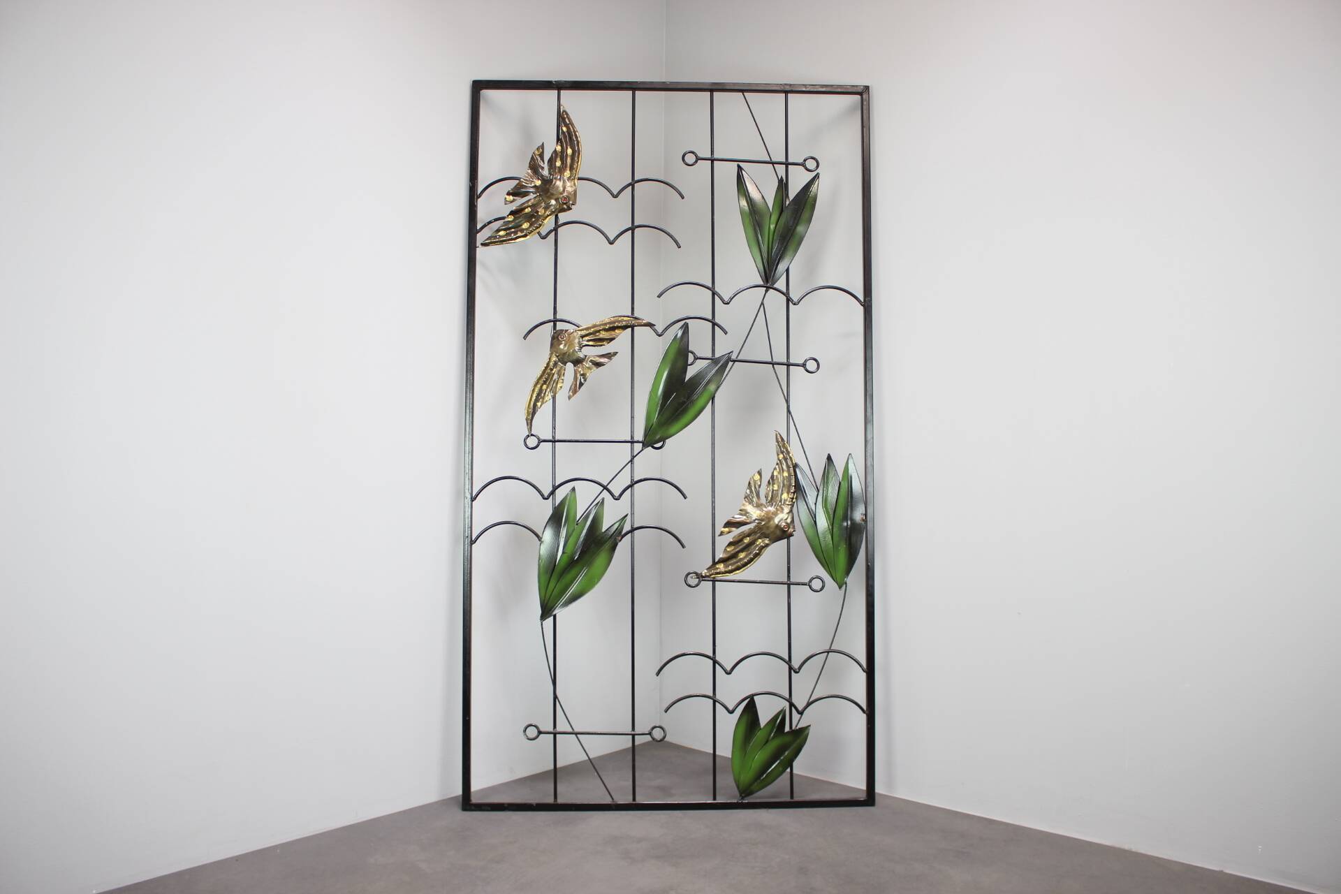 Room divider