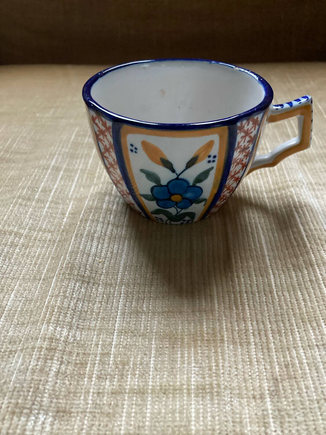 Tea or coffee cup