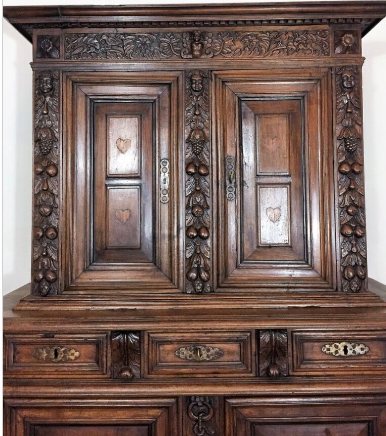 Double body sideboard, Walnut, Renaissance period, Circa 1600