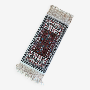 Handmade Tunisian carpet in upper wool twentieth century