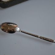 12 Cuillères à moka métal argenté manche à la russe + boite