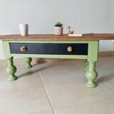 Antique coffee table in solid oak from the early 20th century