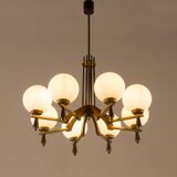 Italian mid-century chandelier in brass and teak, 1960s