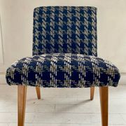 Pair of Knoll 'Vostra' armchairs