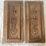 Portes de placard anciennes en bois sculpté
