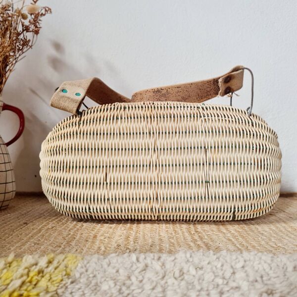 Panier ancien besace en osier tressé - art populaire