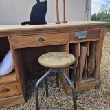 Oak counter