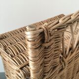 Clothes basket or wicker bread hut