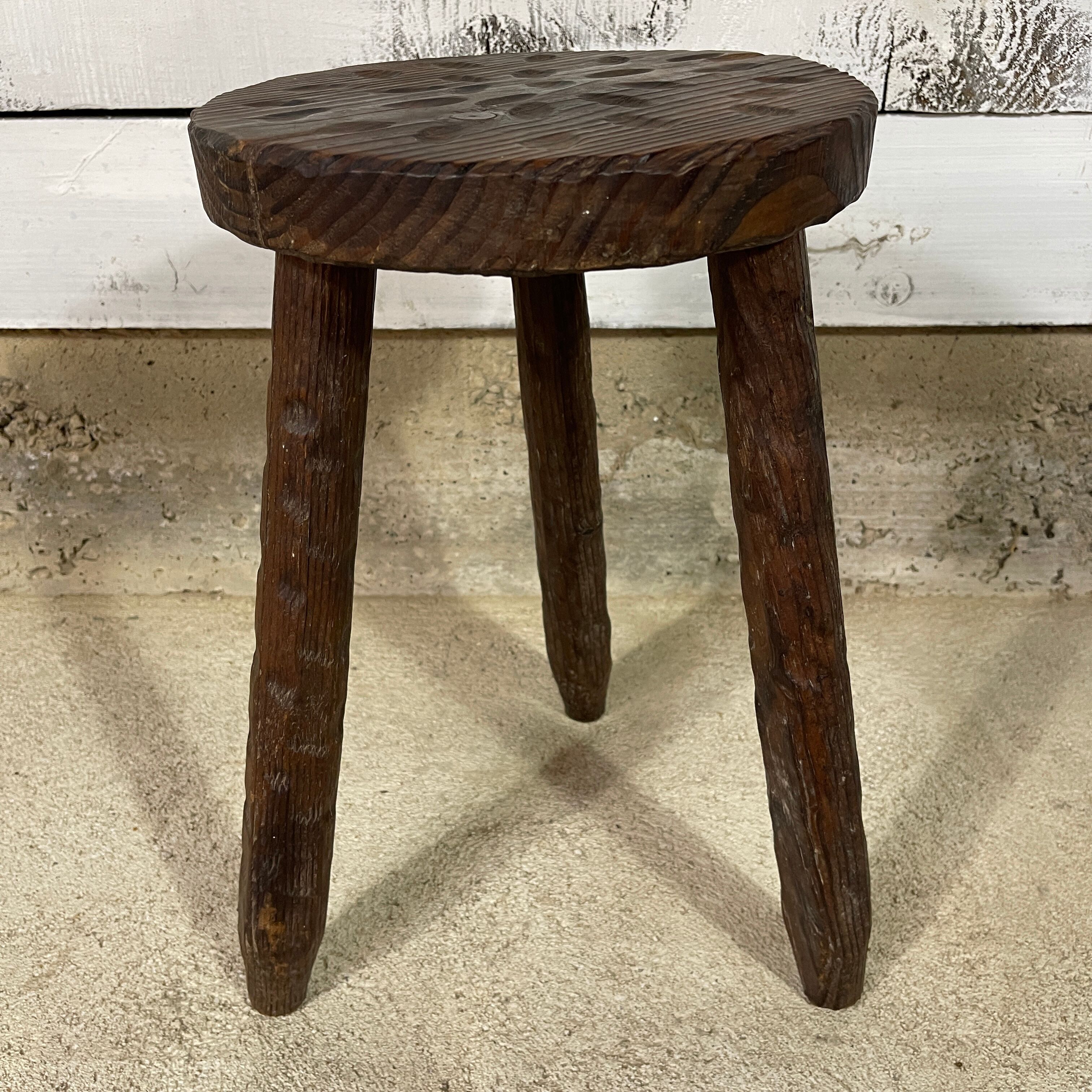 Tripod stool